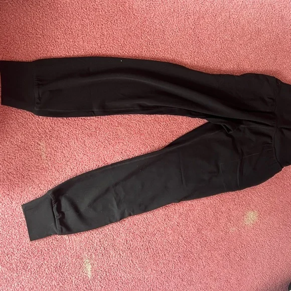 Athleta Black Activewear Pants - Picture 5 of 5